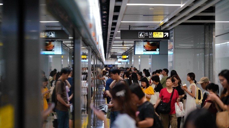 国庆假期，广州、深圳、东莞地铁延长运营服务时间！具体安排→