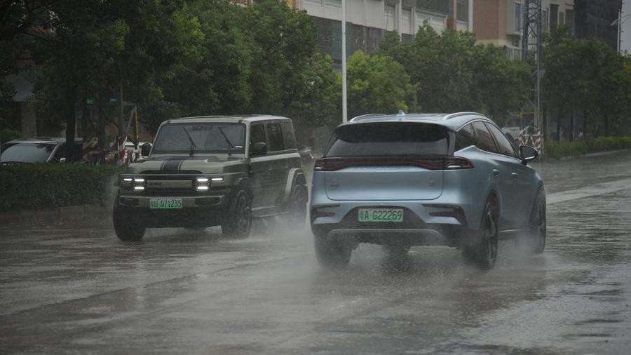 China's Guangdong braces for Typhoon Bualoi