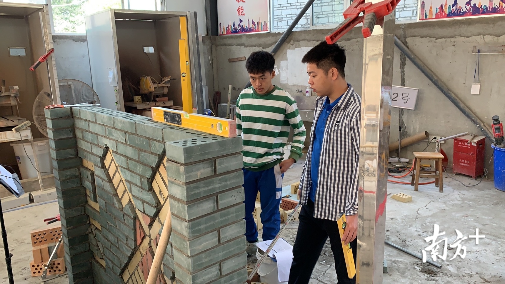 梁智滨在实训基地。