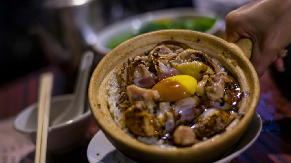 In pics: street delicacies in Macao