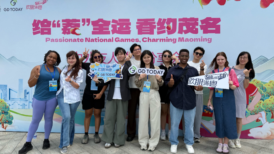 Vloggers capture exciting National Games, charming Maoming through lens