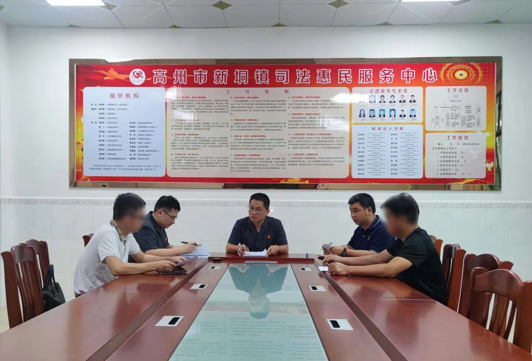 新垌法庭通过司法惠民服务中心调解一起合同纠纷案件,既减轻了企业的诉讼负担,又有效缓解企业的经营困难。