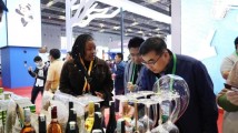 “进博故事”彰显全球共享的国际公共产品属性 “进博故事”彰显全球共享的国际公共产品属性