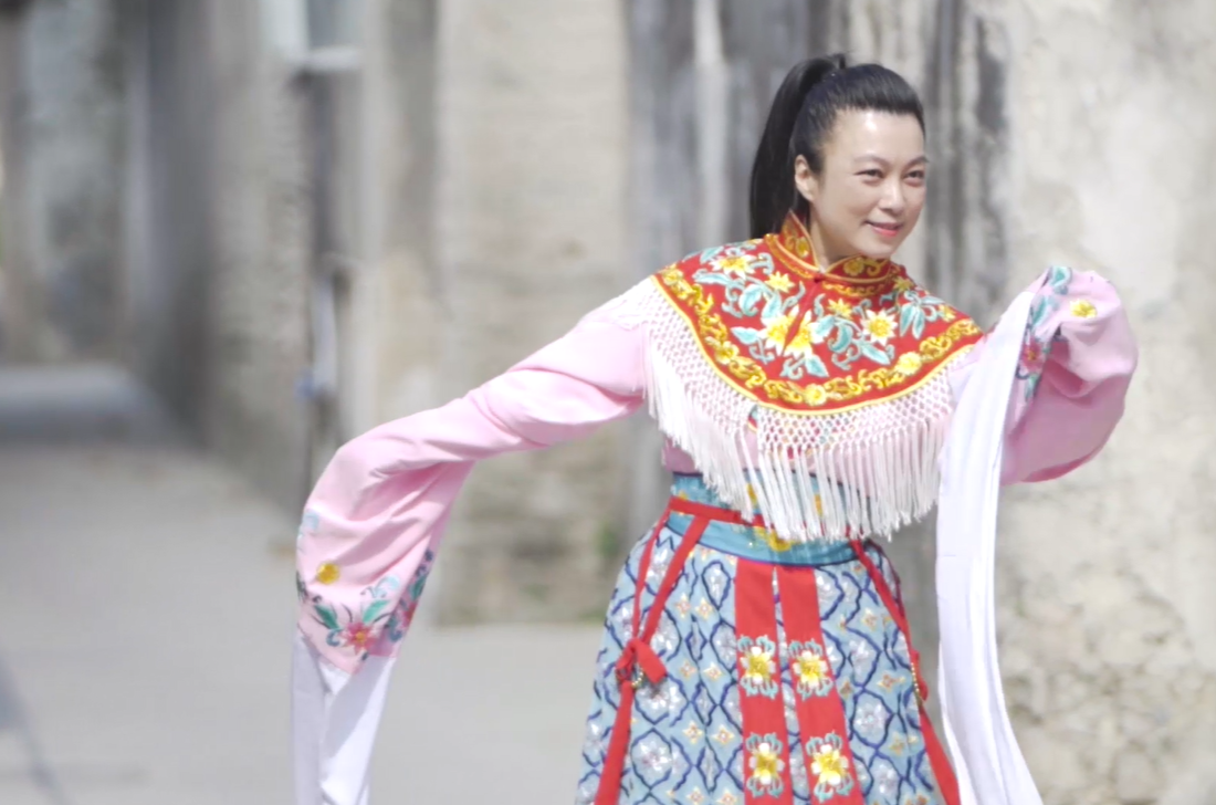 A glimpse of "ginger bud finger" in Chaozhou opera