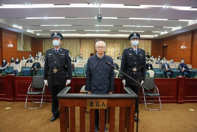 被告人王勇在法庭上。罗开元摄。