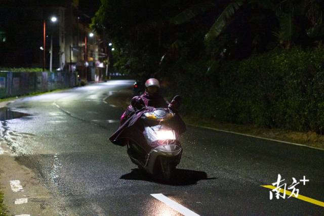 10月20日晚，高州多地积水已退去，长坡镇、曹江镇处仍有小雨。