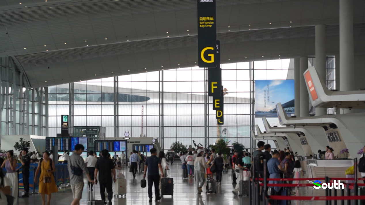 Typhoon Wipha brings heavy rain and winds, potential flights delay at Baiyun Airport