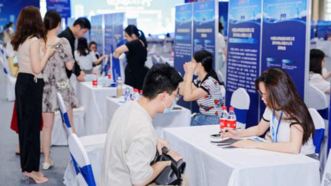 预计全年开展100场线下招聘会 深圳多措并举促高校毕业生就业