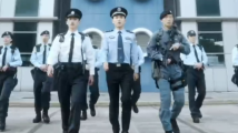 “我们是中国警察!” 香港警察发布视频致敬全国同行 “我们是中国警察!” 香港警察发布视频致敬全国同行