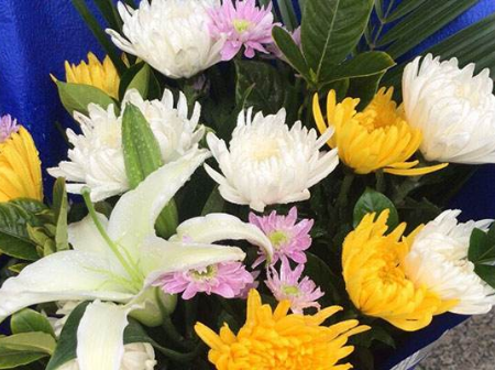 广东各地缅怀英烈寄哀思 市民可通过在线祭扫平台网上献花