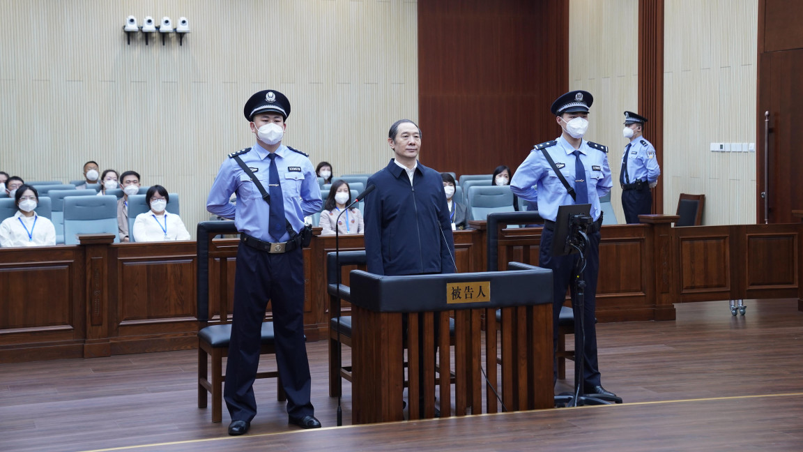 王立科受贿、行贿、包庇、纵容黑社会性质组织、伪造身份证件案一审开庭 王立科受贿、行贿、包庇、纵容黑社会性质组织、伪造身份证件案一审开庭