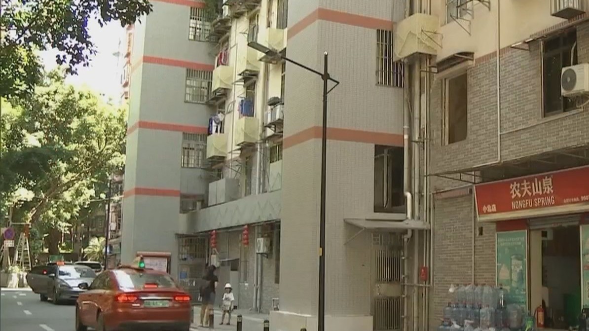住建部：全国累计开工改造老旧小区28万个，惠及超1.2亿人