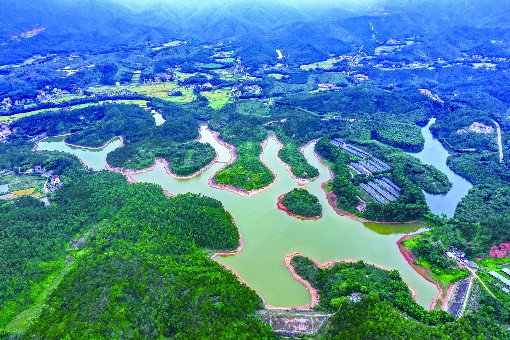 紫金縣鳳安鎮鳳凰湖美景.(攝影:張濤)