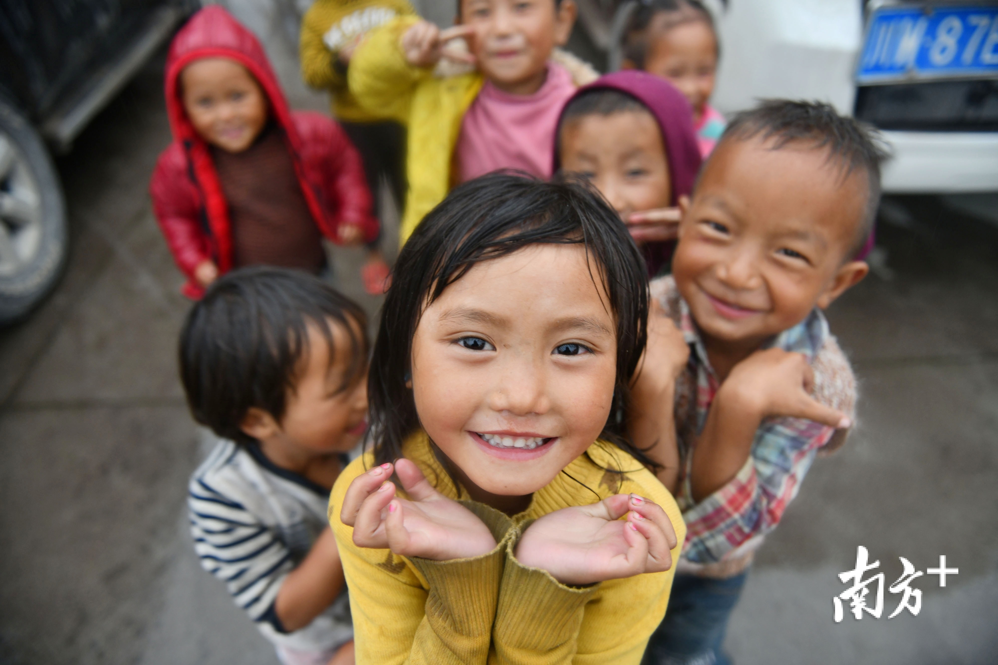 人文纪实摄影：节日里藏族同胞的微笑|农历|藏民|油花_新浪新闻