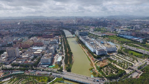 【中国日报】Shenzhen residents laud cleaner Maozhou River