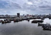 湛江海事部门:琼州海峡今日14时起复航 湛江海事部门:琼州海峡今日14时起复航
