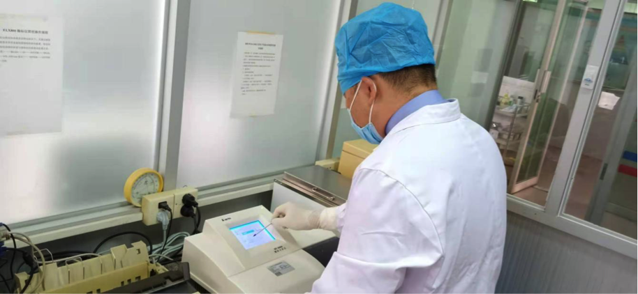 省女子所医院专业检验人员进行艾滋病抗体初筛
