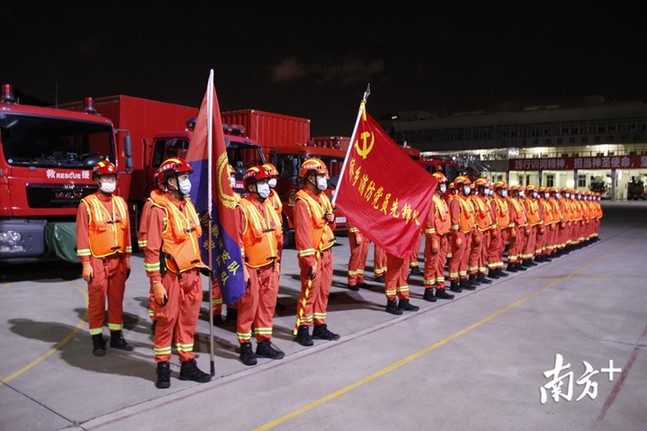 连夜集结！江门50人抗洪抢险队赶赴台山恩平