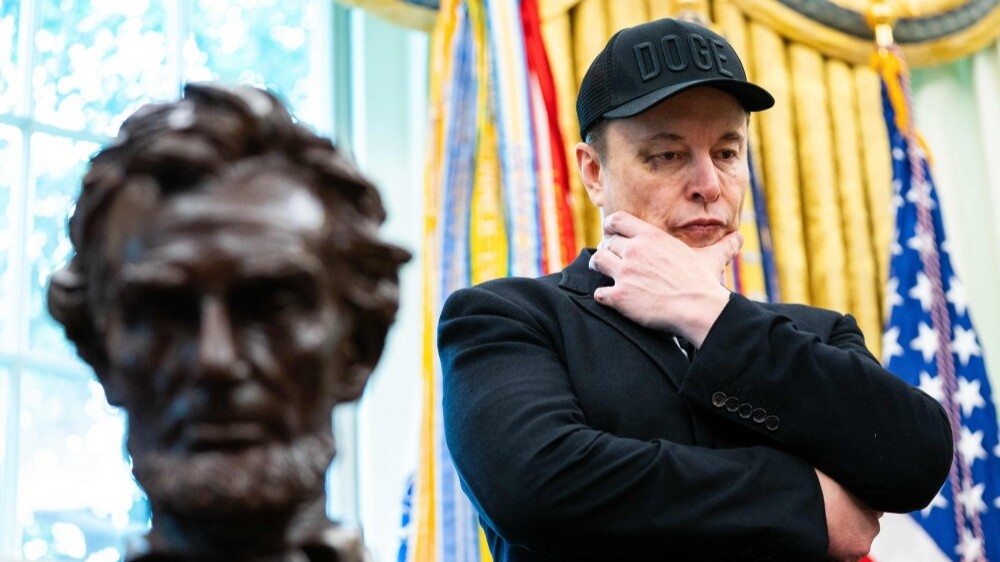 Elon Musk declares war on America's two-party system, but can he win?