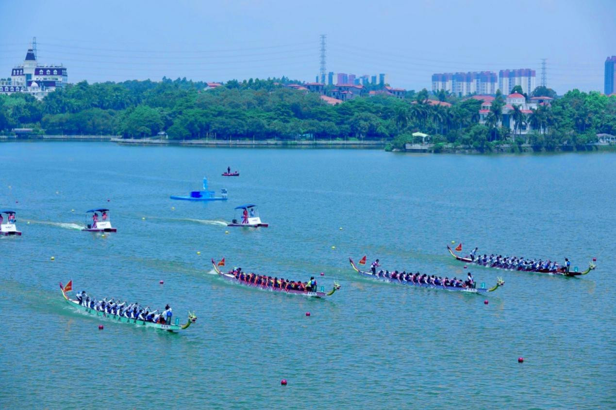 十五运会龙舟项目决赛现场