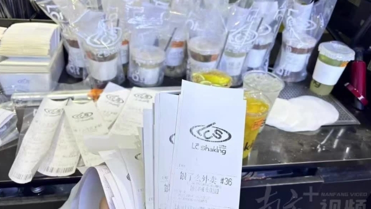 周末外卖“补贴战”致“爆单”！记者走访：工作日开启，外卖未“爆单”