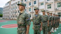 他们与外军舰机在深海大洋“过招”!走进南部战区海军某潜艇支队 他们与外军舰机在深海大洋“过招”!走进南部战区海军某潜艇支队