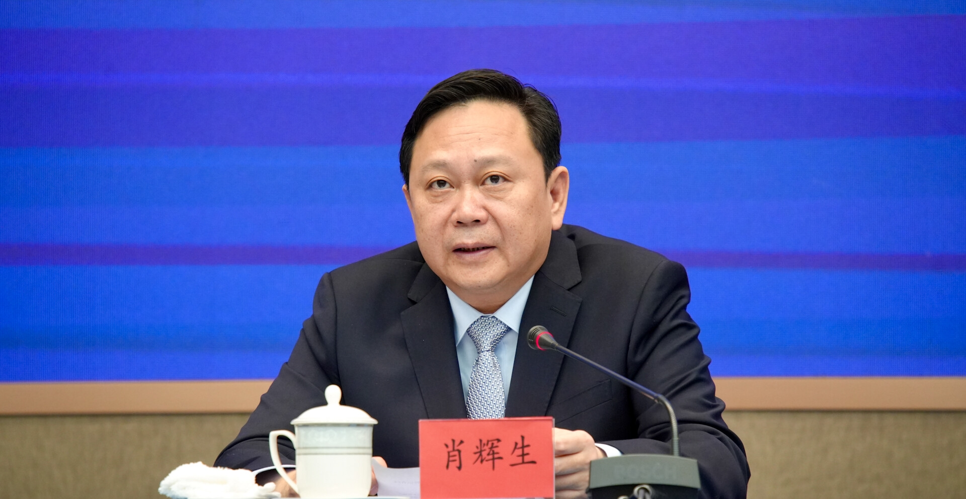 揭阳市工业和信息化局局长肖辉生。