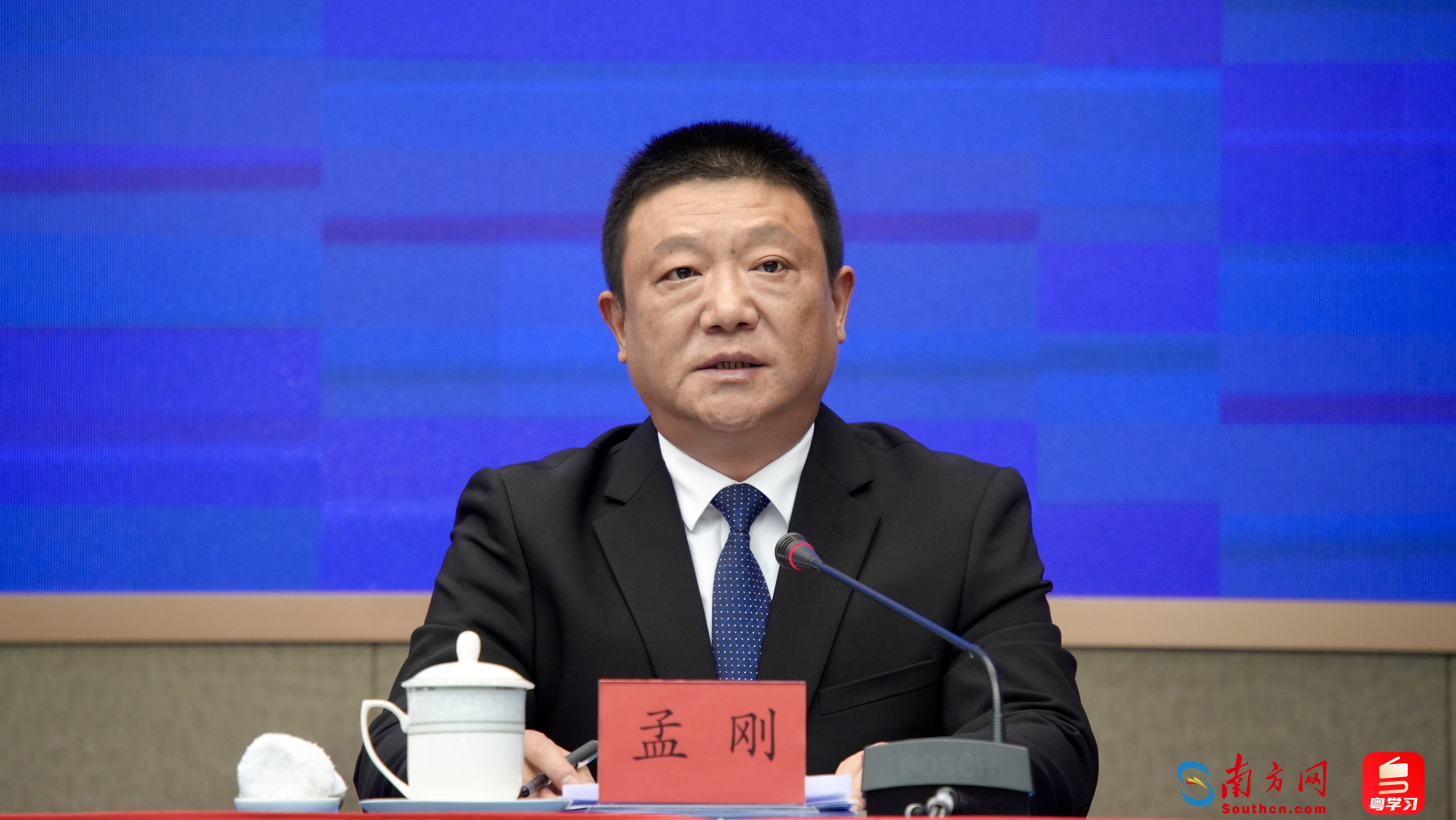 云浮市市场监督管理局局长孟刚