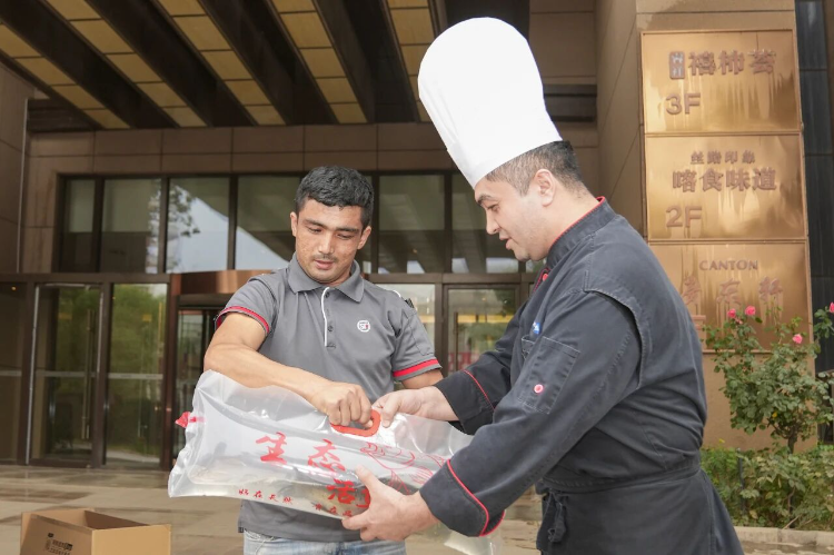 白蕉海鲈为广东鲜品走进新疆试出了一条快速通道