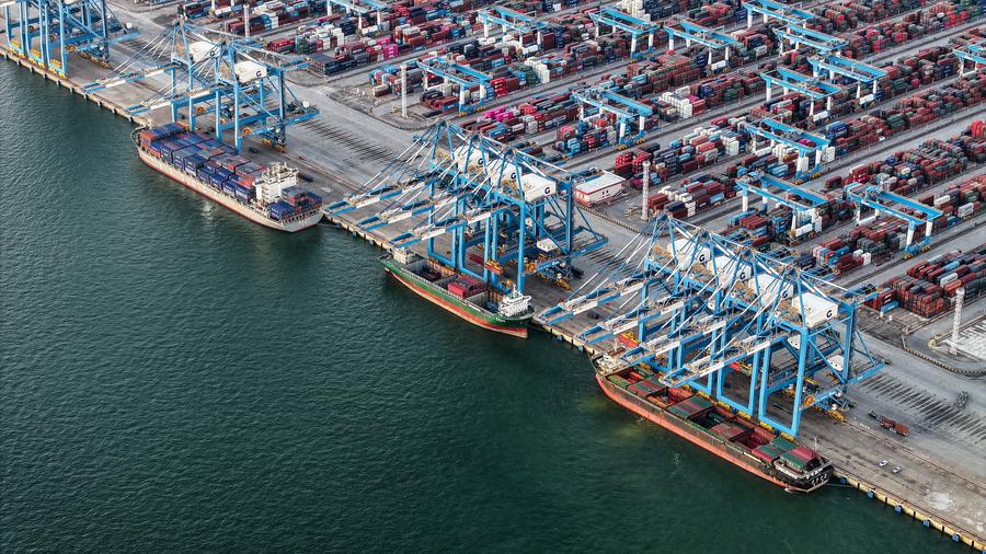 China's landmark trade corridor freight tops 1 mln TEUs in 2025