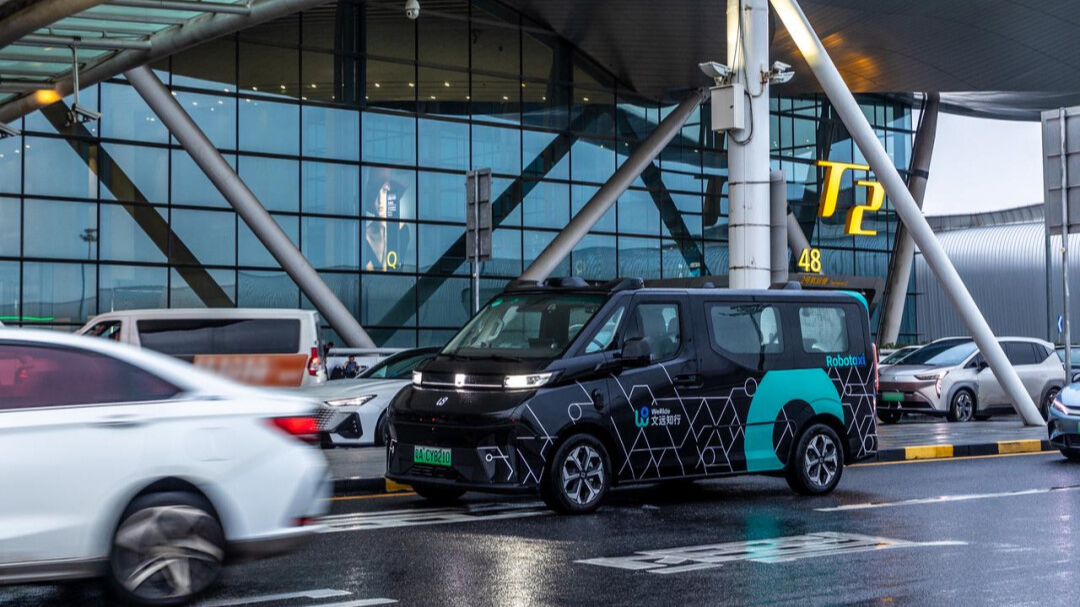 Guangzhou rolls out 24/7 autonomous Robotaxi service network in city center