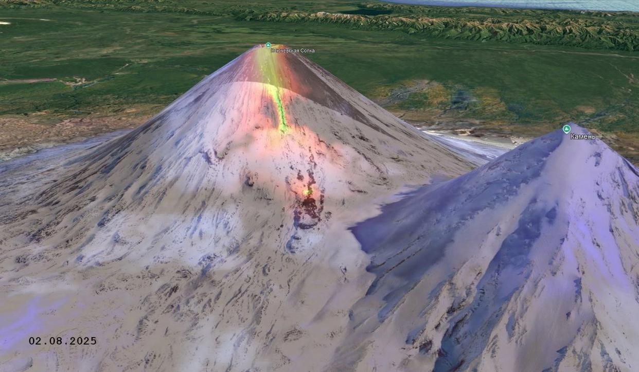 Kamchatka火山团独自爆炸。俄罗斯专家：这与强烈