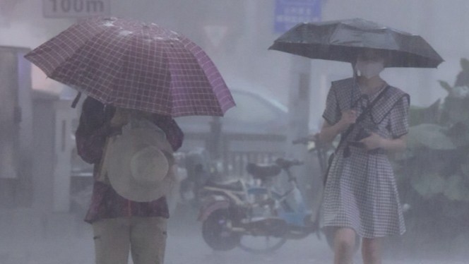 高温+暴雨+强对流三预警齐发 这些区域需注意防范