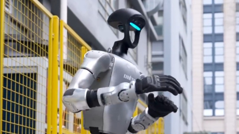 Unitree's Kungfu robot armed with upgraded algorithms