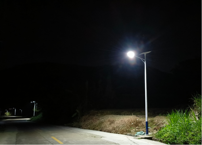 云城区河口街道：路灯点亮乡村夜 照亮民生幸福路
