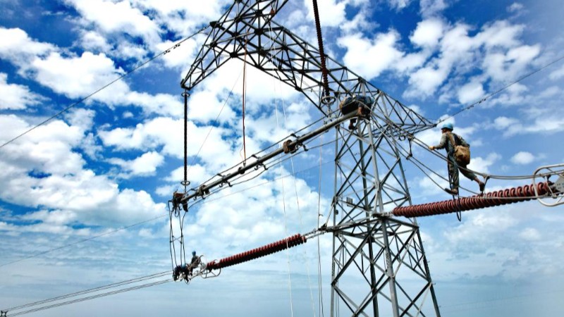 广东受超强台风“摩羯”影响的用户基本复电