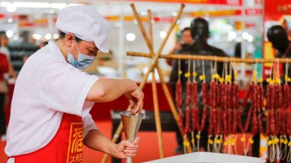 It's the season for Cantonese cured meats to take center stage on Guangdong tables