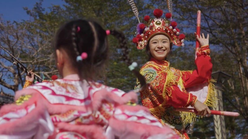 Celebrate Chinese New Year amid Yingge Dance performances