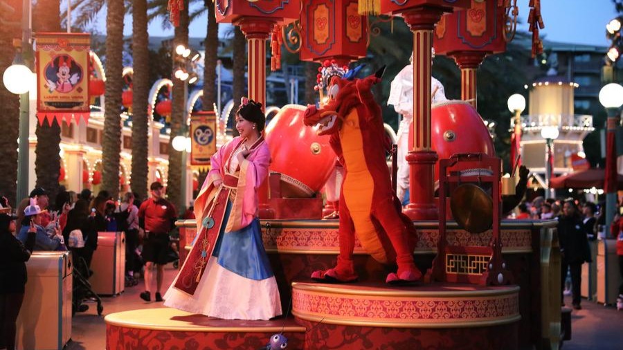 U.S. disneyland kicks off Lunar New Year celebrations