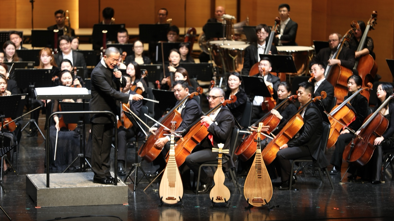 ​2025 Nanshan New Year's Concert rings held in Shenzhen