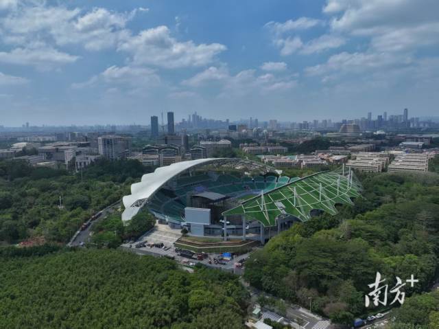 南方+ 姚志豪 拍摄