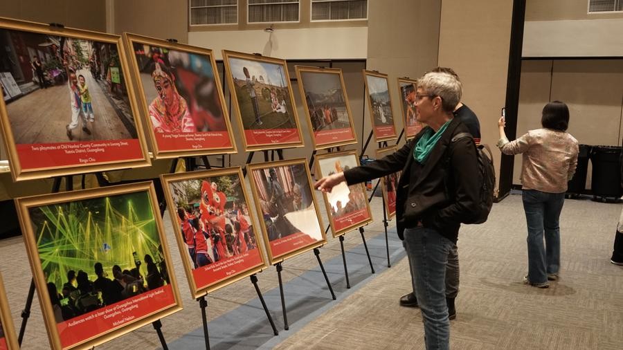 Award-winning U.S. photographers bring China stories to life on American campus