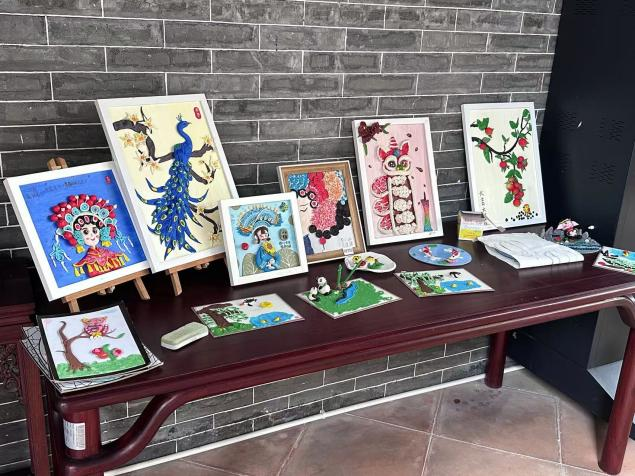 三华村农家书屋（来源：花都区国家档案馆）