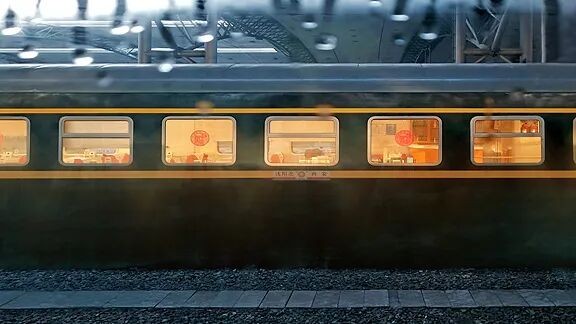 买张过年回家的票，就别考验大家的眼力了