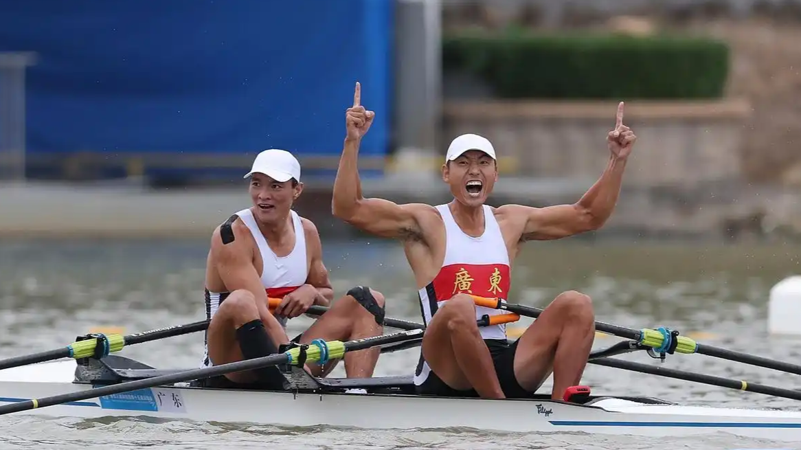 佛山骄傲！佛山市实验中学优秀毕业生聂毅德斩获全运会开幕后广东首金