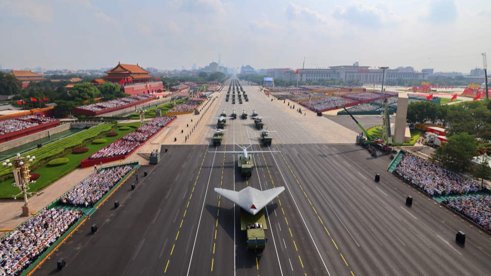 全网“秒变军盲”的无人作战方队，正式亮相九三阅兵！