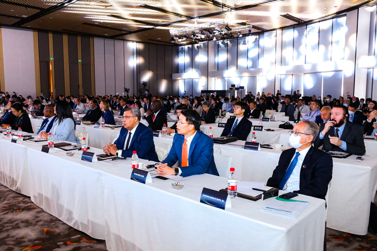 Hengqin realiza Conferência Global de Promoção de Investimento para atrair projetos de alta qualidade