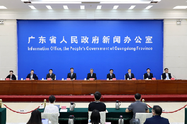 Guangdong to coordinate with Hong Kong and Macao on cooperation zones
