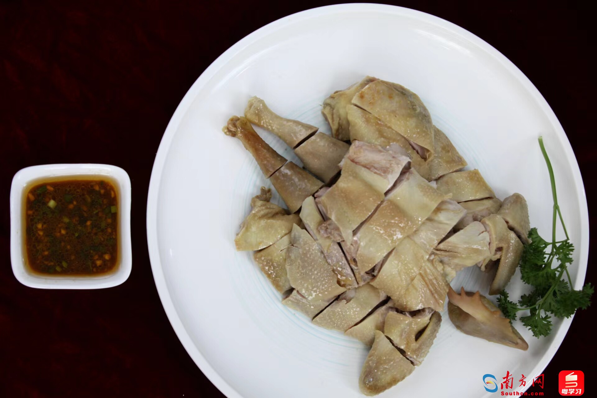 粤新融合菜品“椒麻白斩鸡”。受访者供图