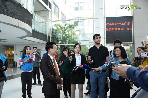 Mainstream media group visited Foshan, November 27th. (Photo: Xiaowen)